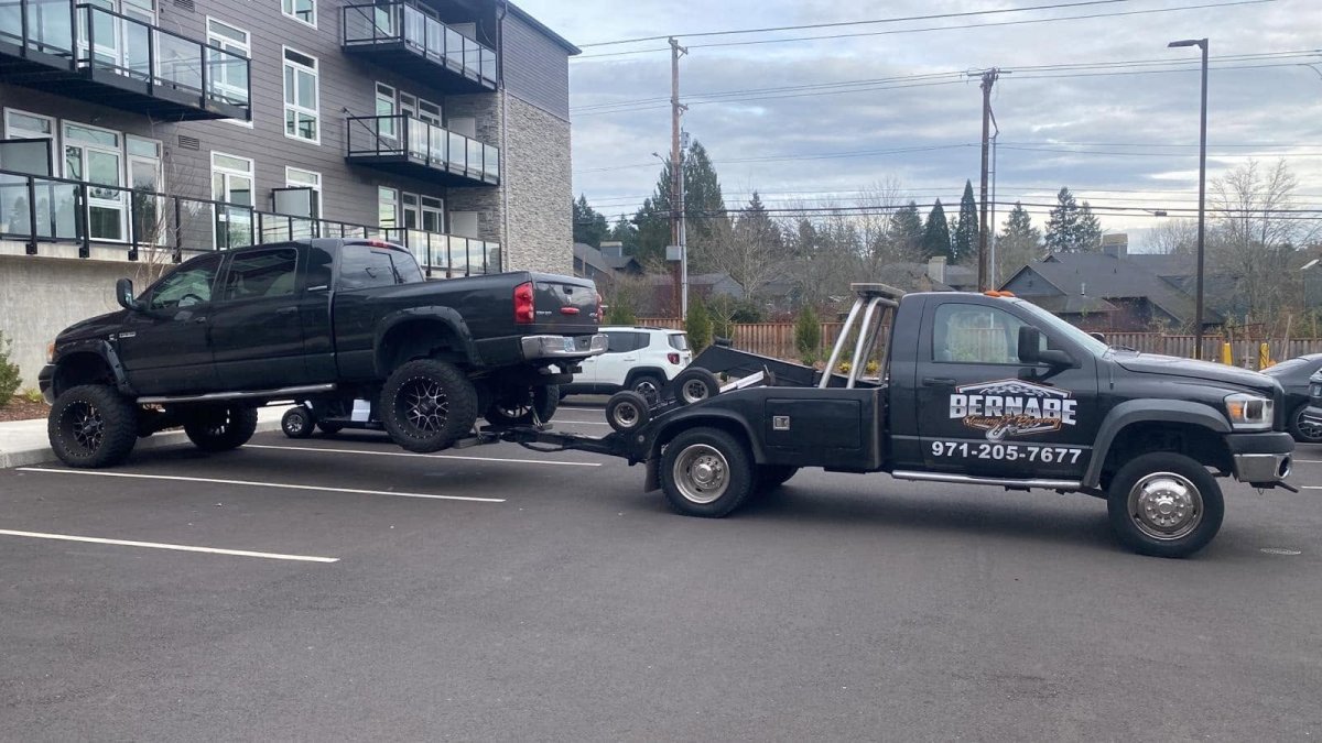 24/7 Towing in Portland: Your Guide to Fast & Reliable Emergency Help